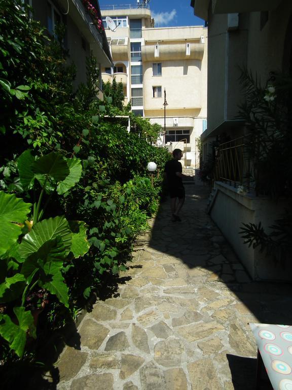 Guest House Olimpiya Sveti Vlas Eksteriør billede